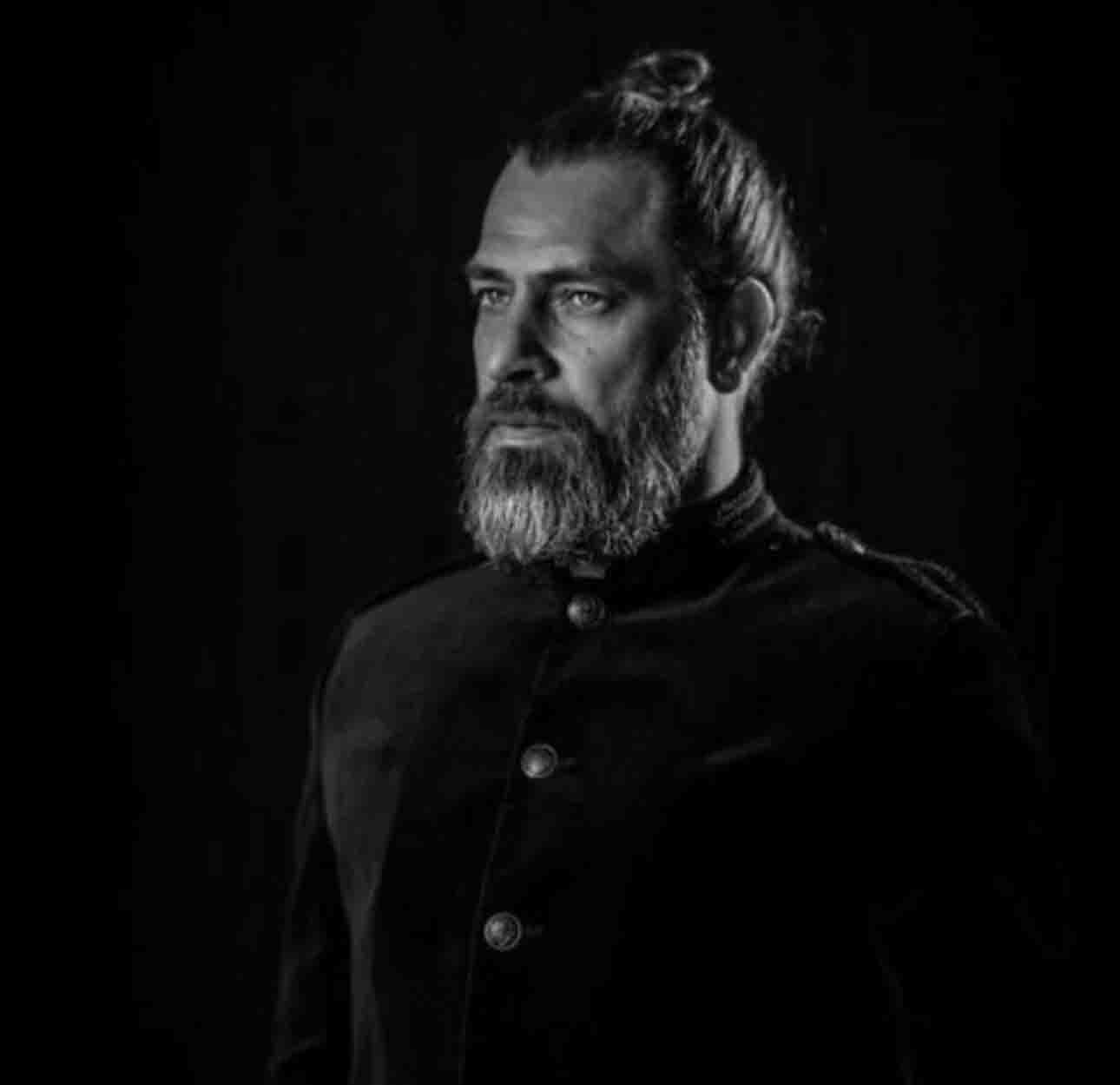 biography MOSTAFA HERAVI